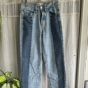🌸Garage Two-Tone High Rise Jeans